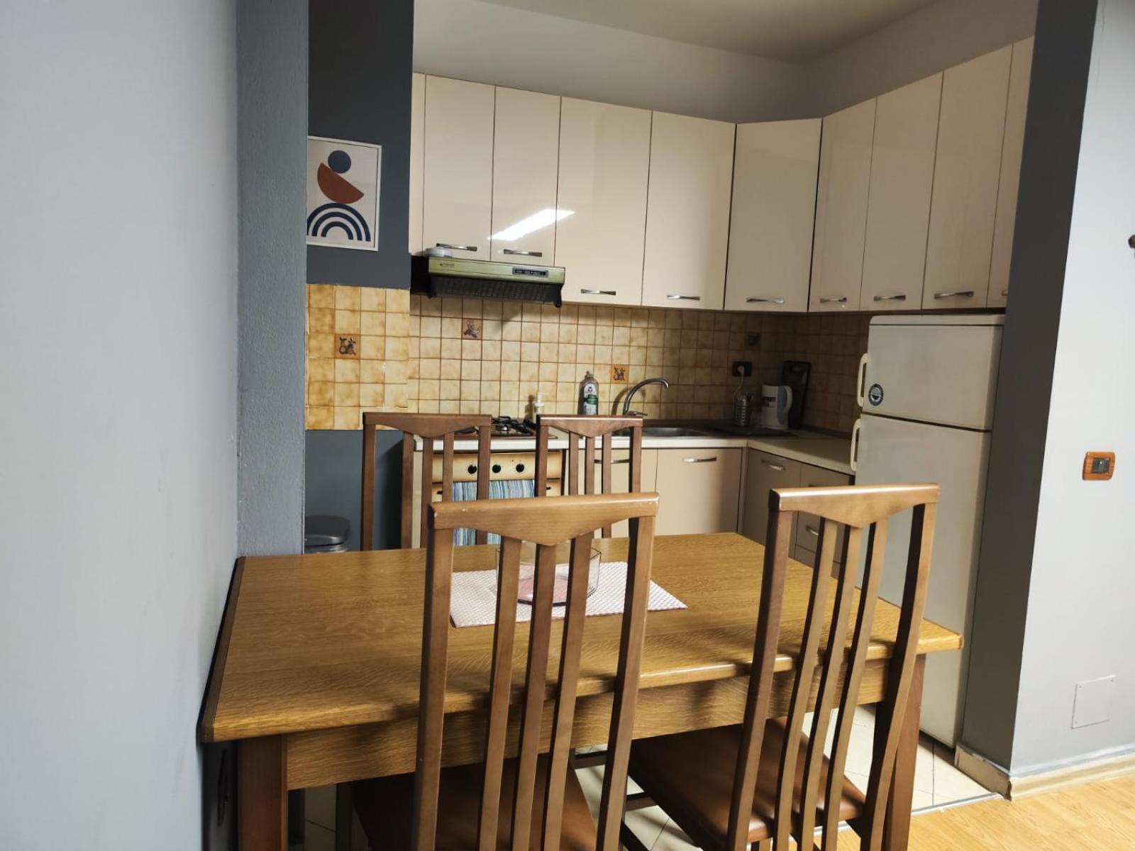 The Best Guesthouse In Tiranë Luaran gambar